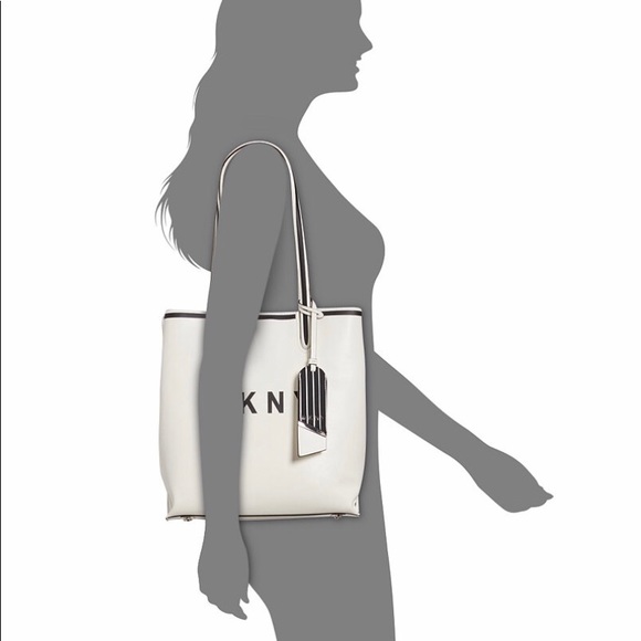 ⬇️DKNYauthentic leather,women bag, tote NEW W TAG - Picture 8 of 8